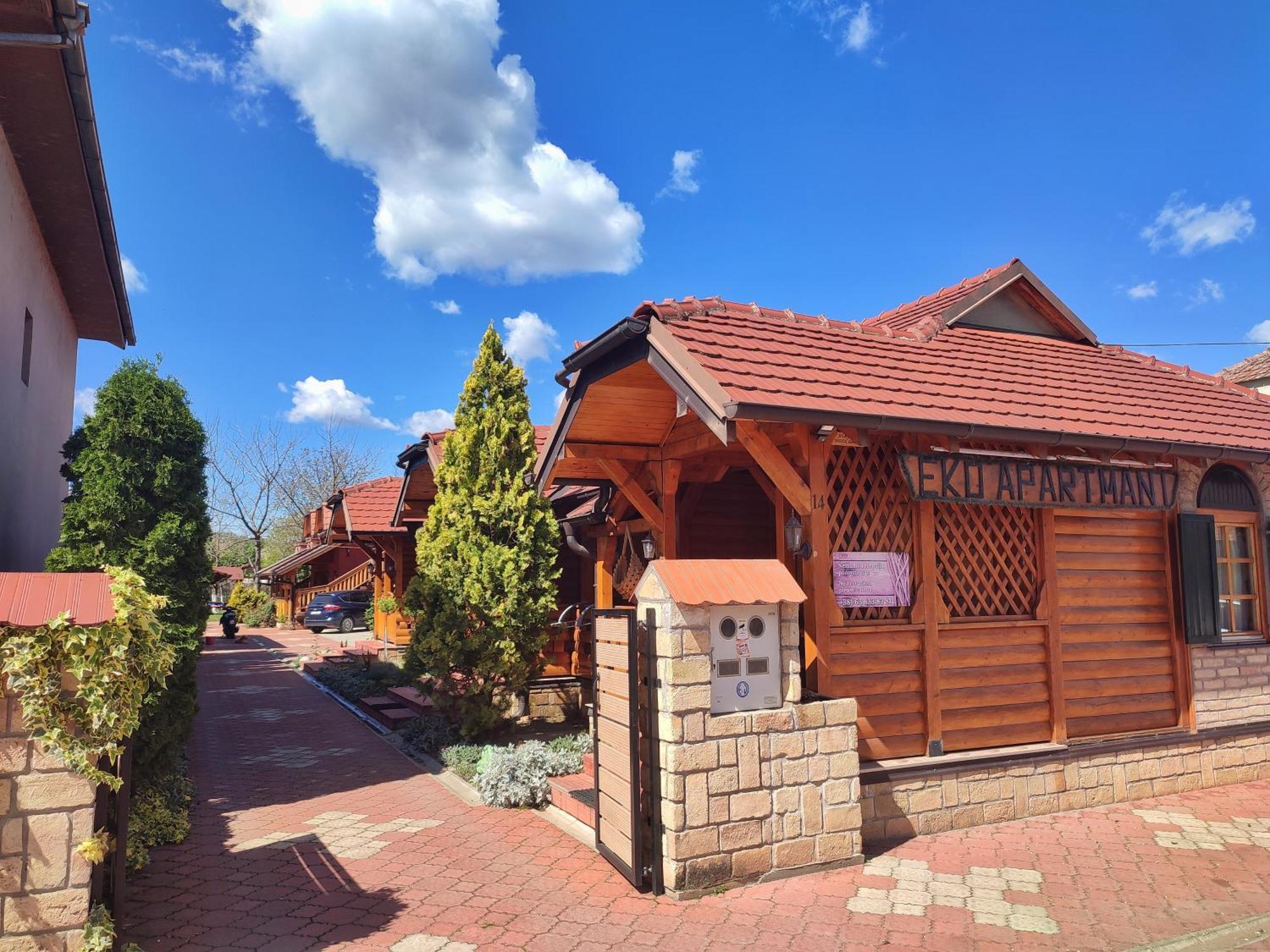 Eko Apartmani Backi Petrovac Luaran gambar