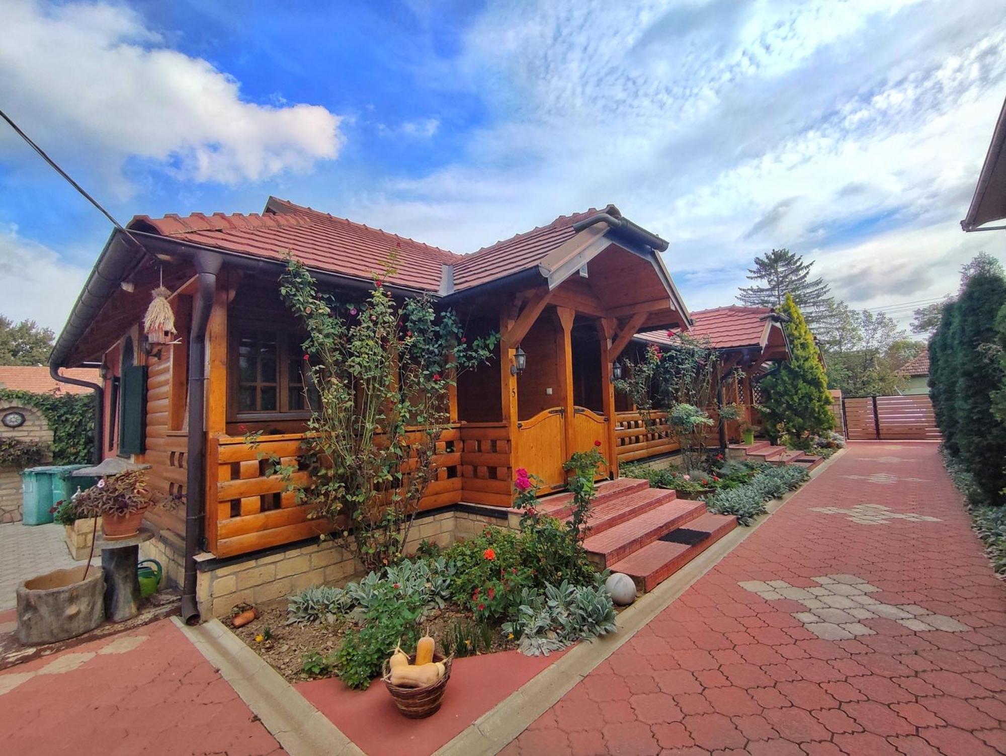 Eko Apartmani Backi Petrovac Luaran gambar