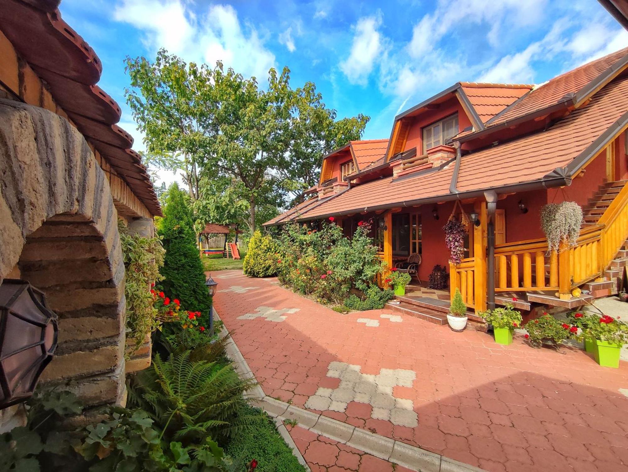 Eko Apartmani Backi Petrovac Luaran gambar